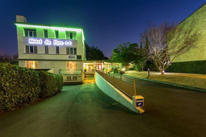 Brit Hotel Du Parc Niort Centre-Parking Gratuit المظهر الخارجي الصورة