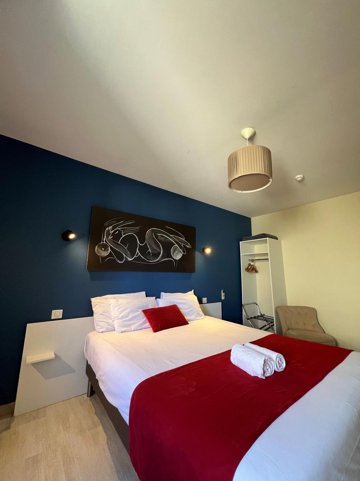 Brit Hotel Du Parc Niort Centre-Parking Gratuit المظهر الخارجي الصورة