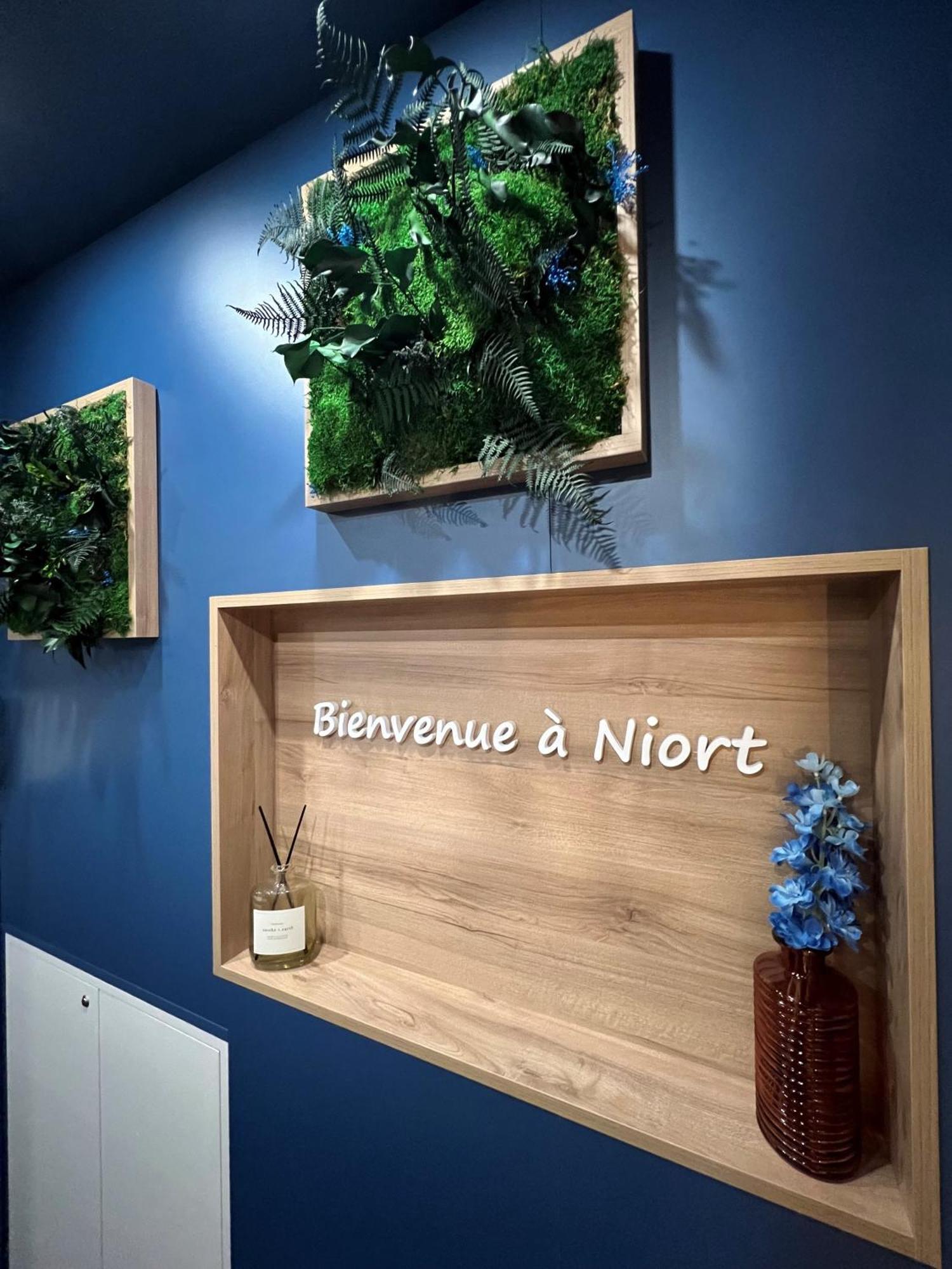 Brit Hotel Du Parc Niort Centre-Parking Gratuit المظهر الخارجي الصورة