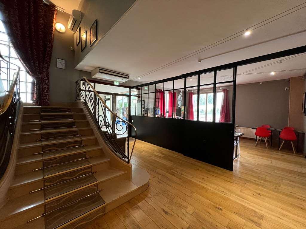 Brit Hotel Du Parc Niort Centre-Parking Gratuit المظهر الداخلي الصورة