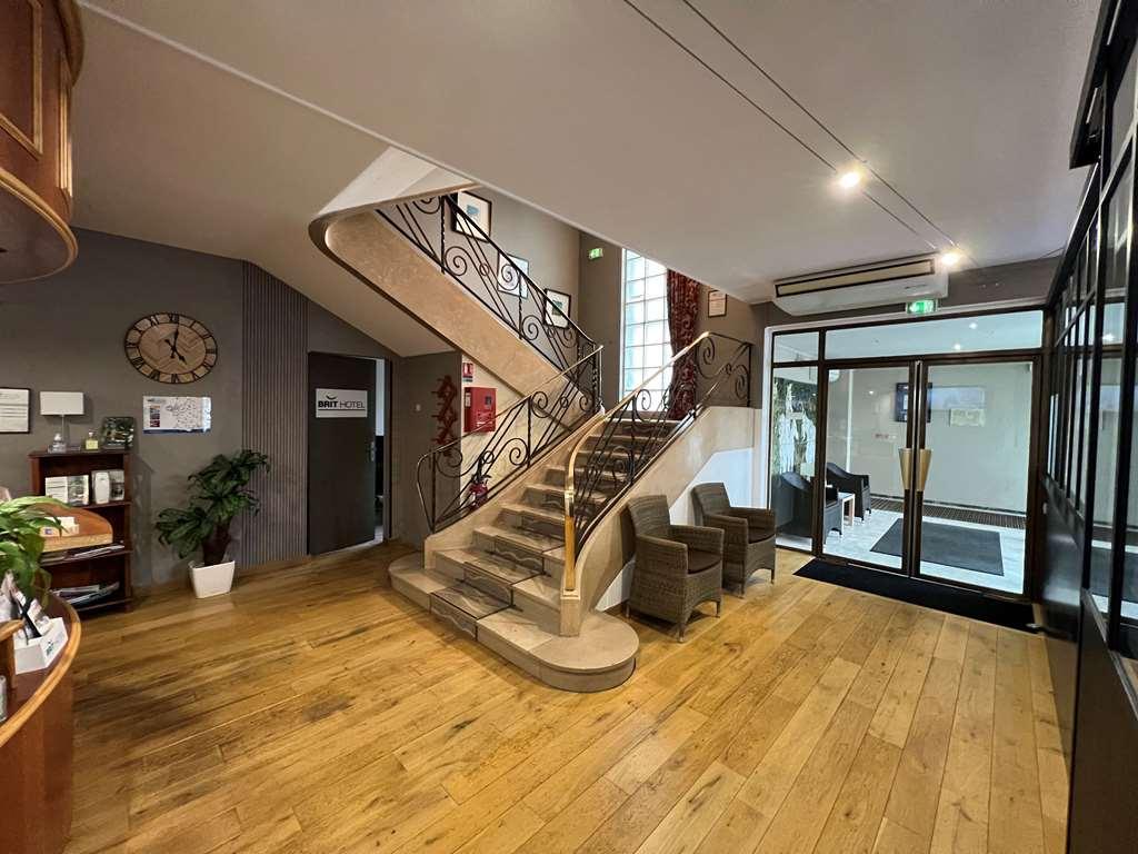 Brit Hotel Du Parc Niort Centre-Parking Gratuit المظهر الداخلي الصورة